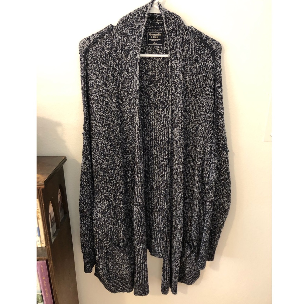 Abercrombie & Fitch Cardigan